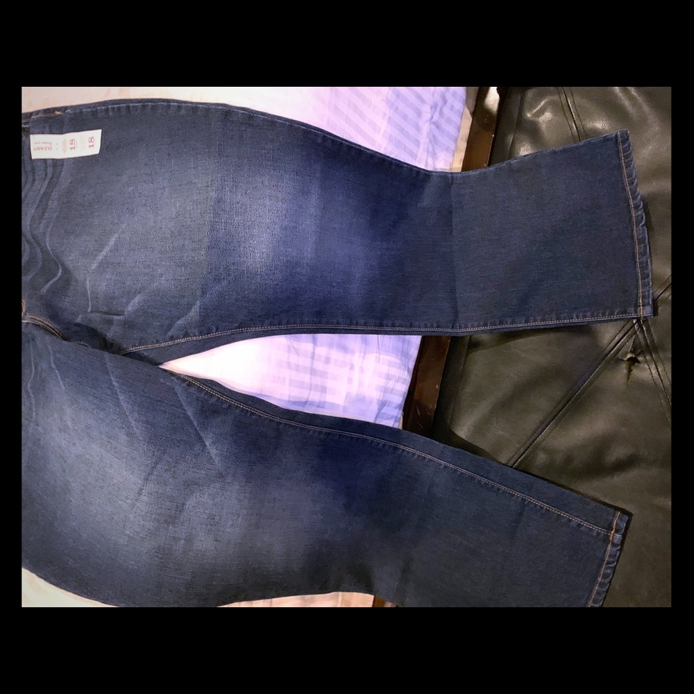 Old Navy Mid Rise jeans-Sz18-NWT